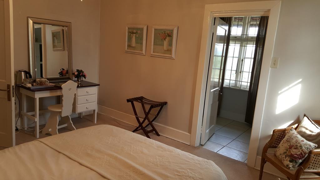 18 Pioneer Bnb Kloof Szoba fotó